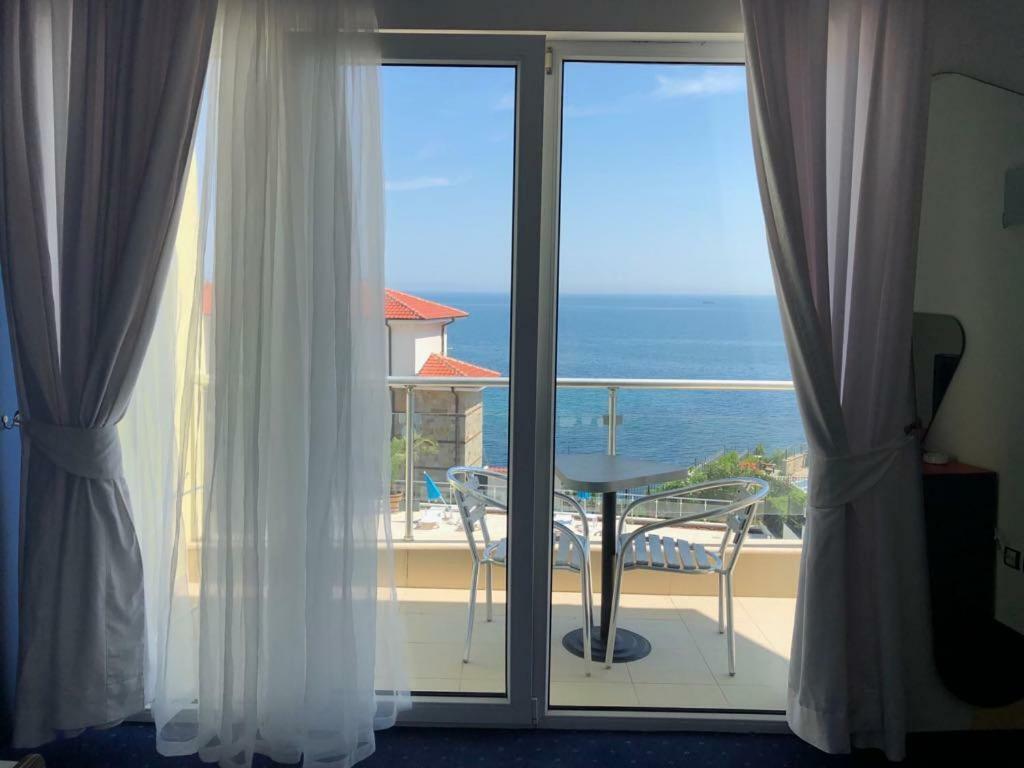 Хотел Аполонис Sozopol Buitenkant foto